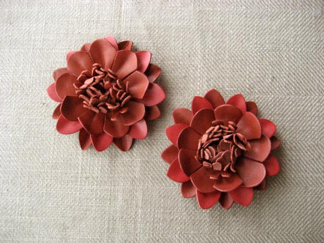 Shoe Clip “Mini Dahlia” In Pairs