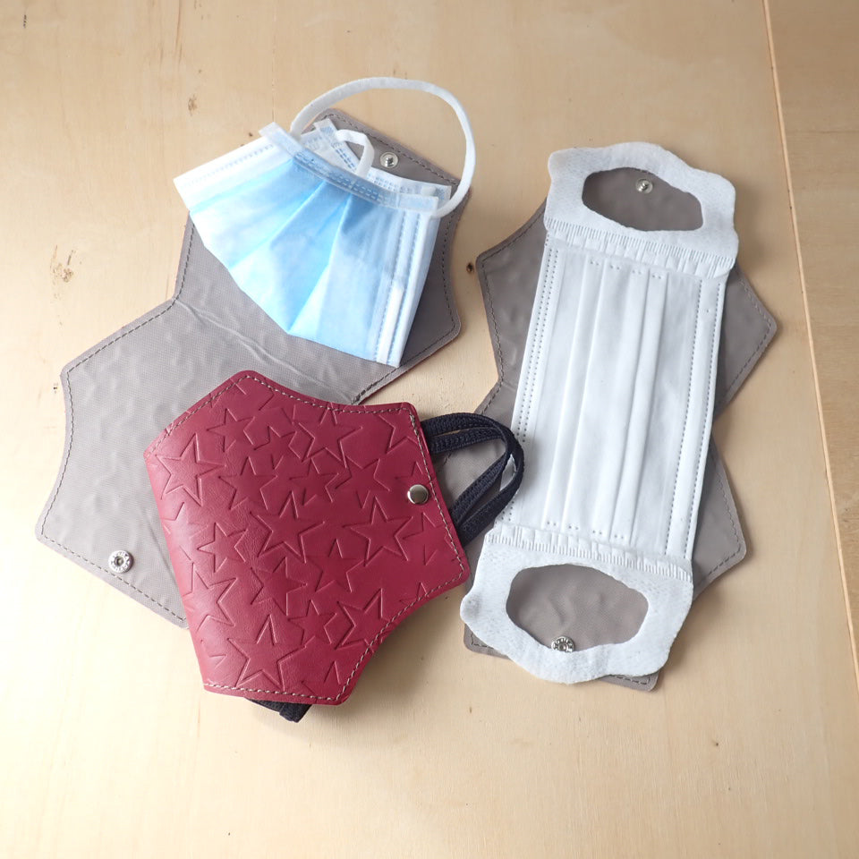 Leather Mask Case (Hexagon) Giraffe