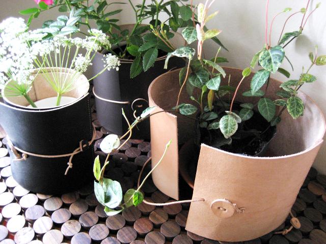 Flowerpot Cover "guru-guru"